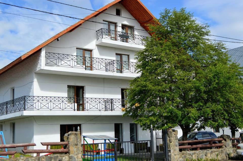New White House Bakuriani Exterior foto